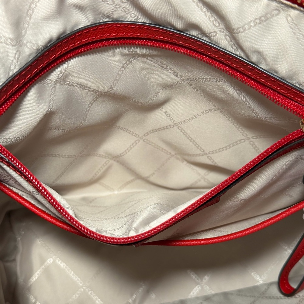 Michael Kors Jet Set Red Tote NWOT - Picture 10 of 13